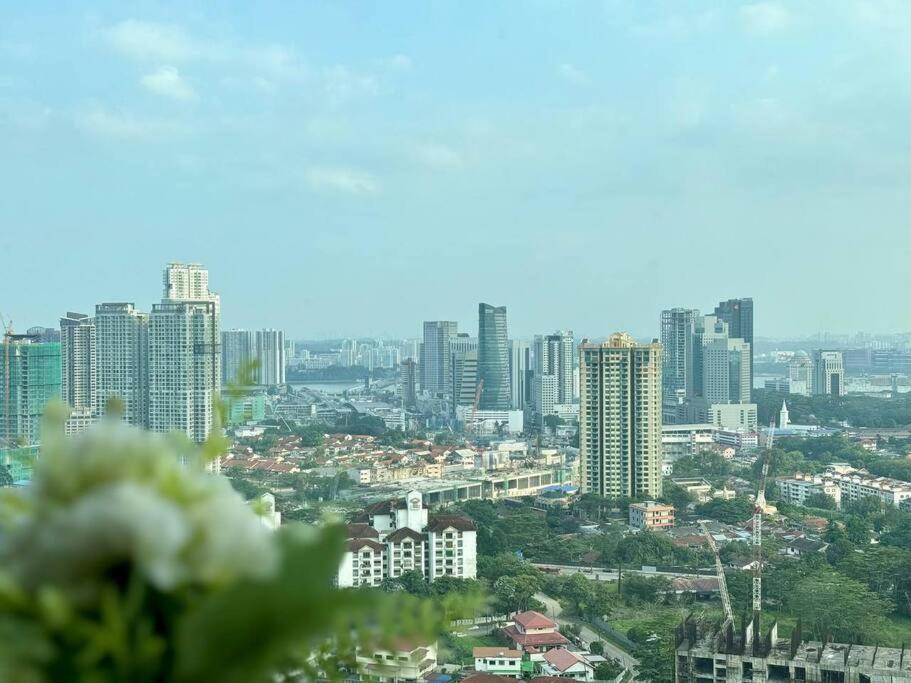 Pinnacle Tower 31 Near Ksl Pangsapuri *